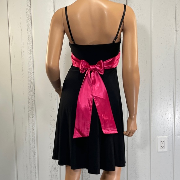 *City Studio Women's Black & Hot Pink Belted Dress Sz S - Picture 6 of 14